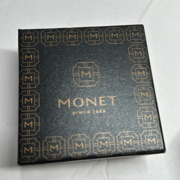 MONET BUTTERFLY BROOCH - Picture 6 of 6